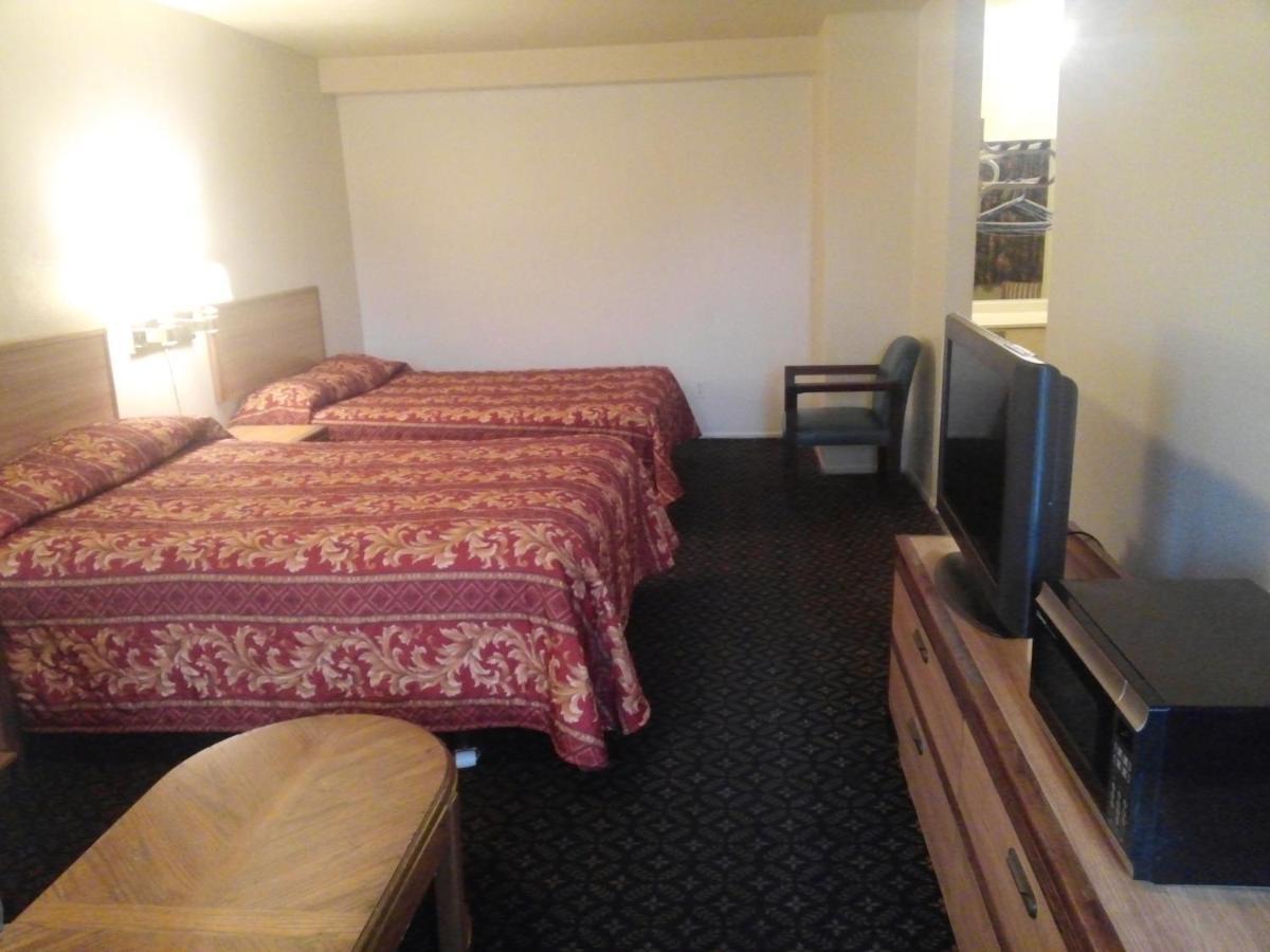 Evergreen Inn Covina Εξωτερικό φωτογραφία