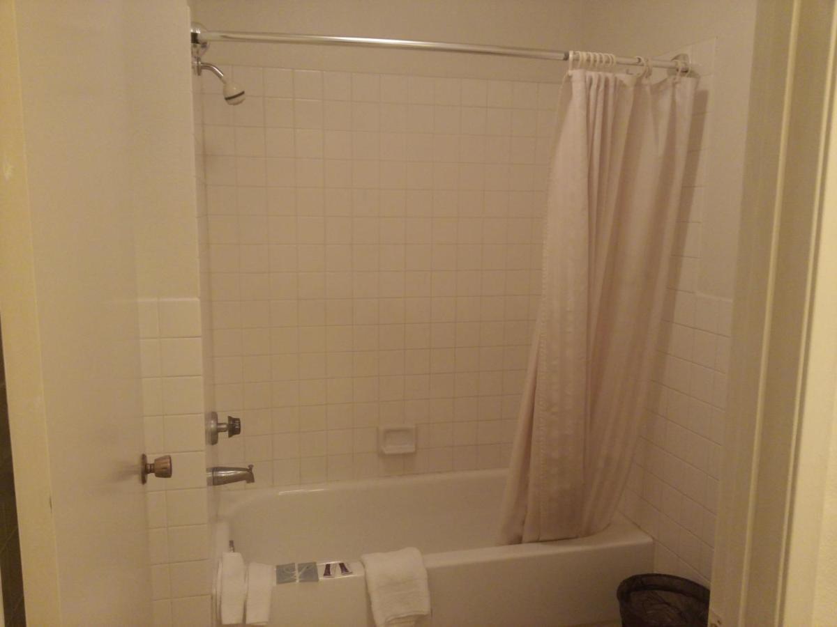 Evergreen Inn Covina Εξωτερικό φωτογραφία