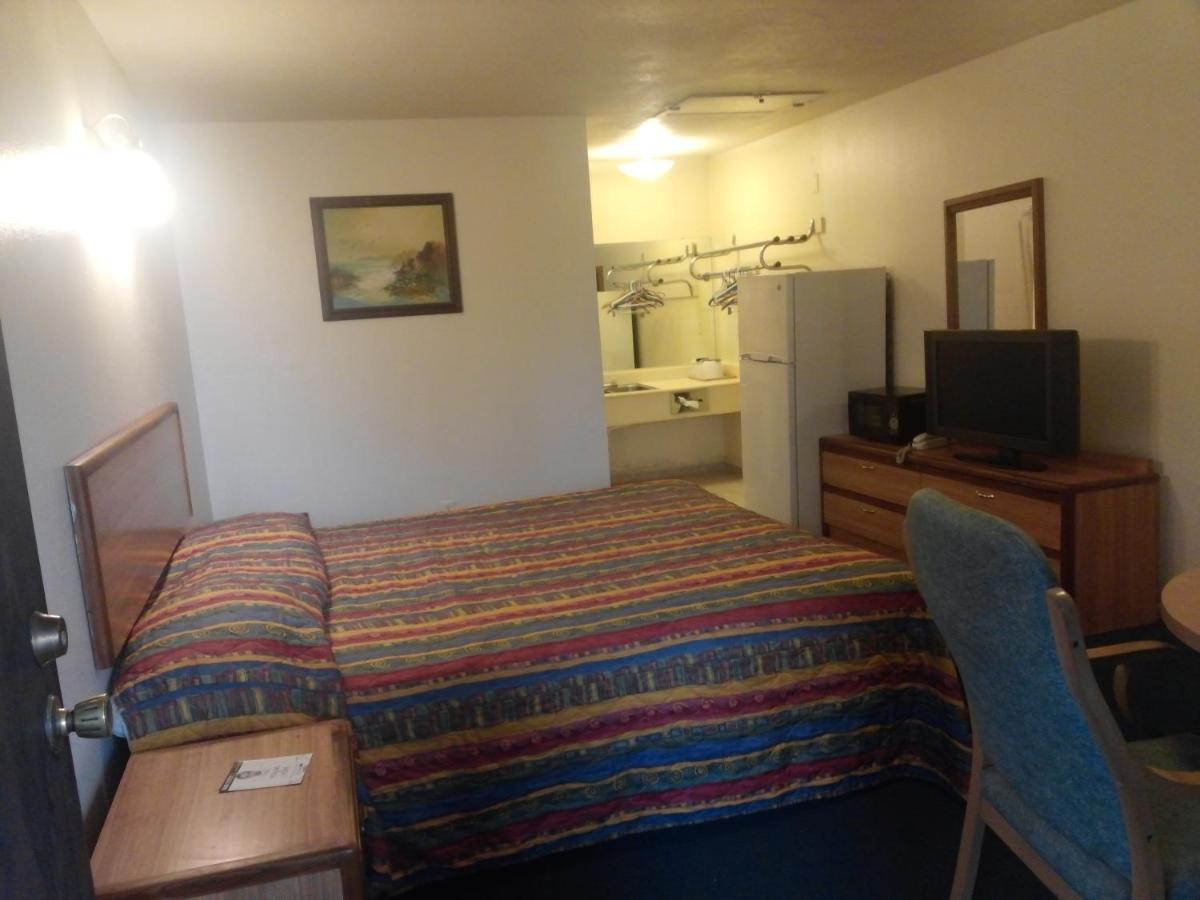 Evergreen Inn Covina Εξωτερικό φωτογραφία